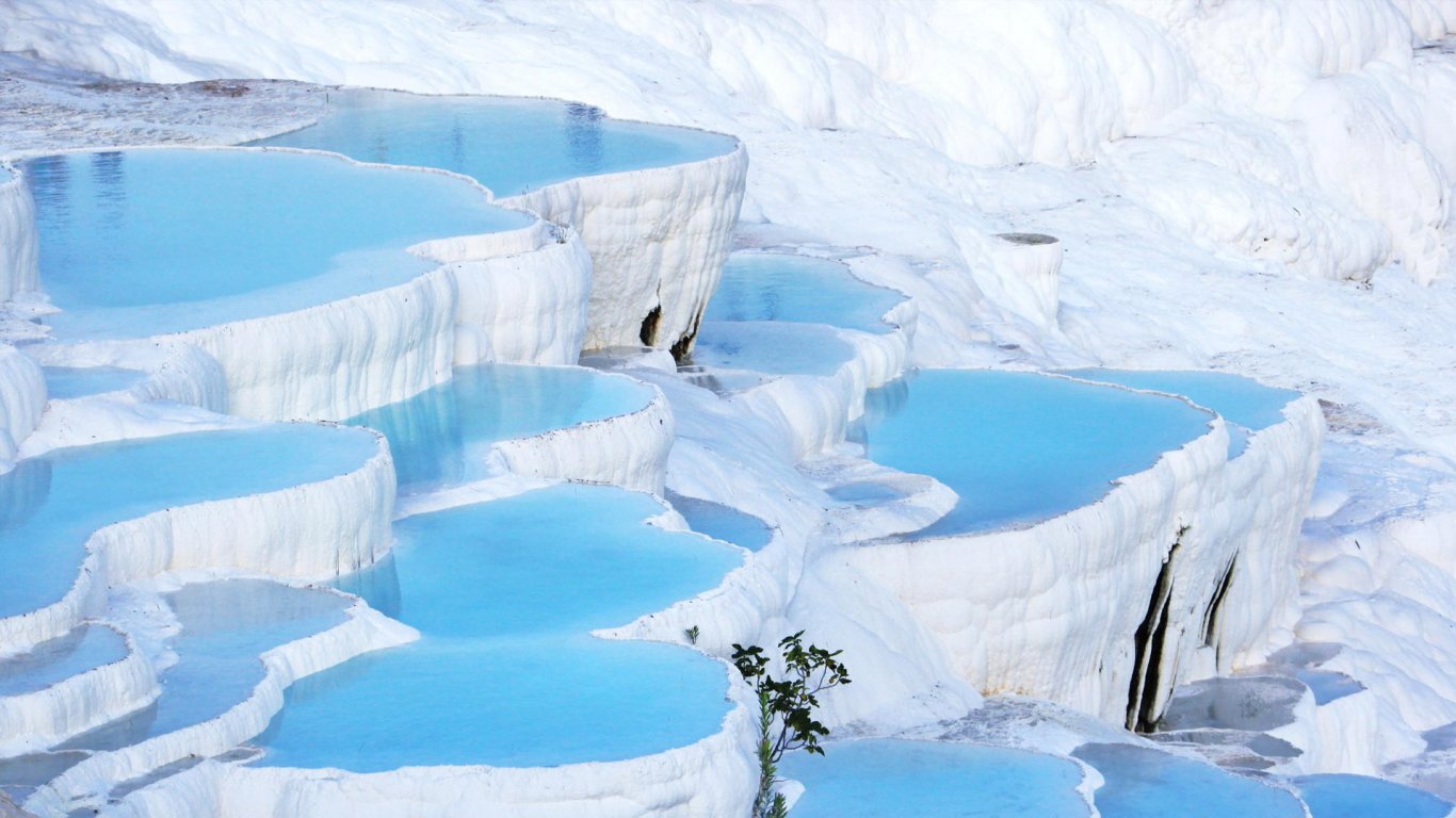 Pamukkale tour from istanbul By Bus